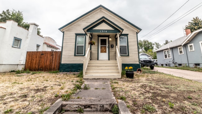 Building Photo - 1314 E Platte Ave