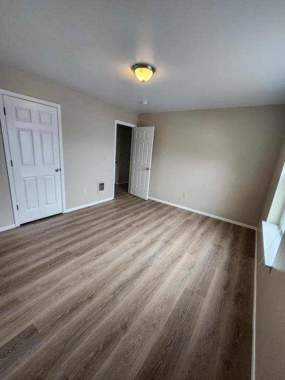 Foto del edificio - 512 SW 13th St #200