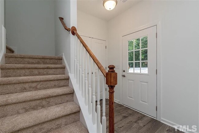Building Photo - 2526 Sumter Dr
