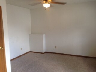 Building Photo - 59 Lilac Ln