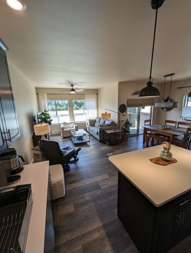 Foto del edificio - 2BD/1.5BA, Valley Condo, Utilities Include...