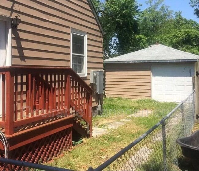 Building Photo - 3410 Winchester Dr