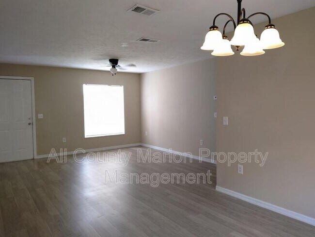 Foto del edificio - 118 Dogwood Dr Cir