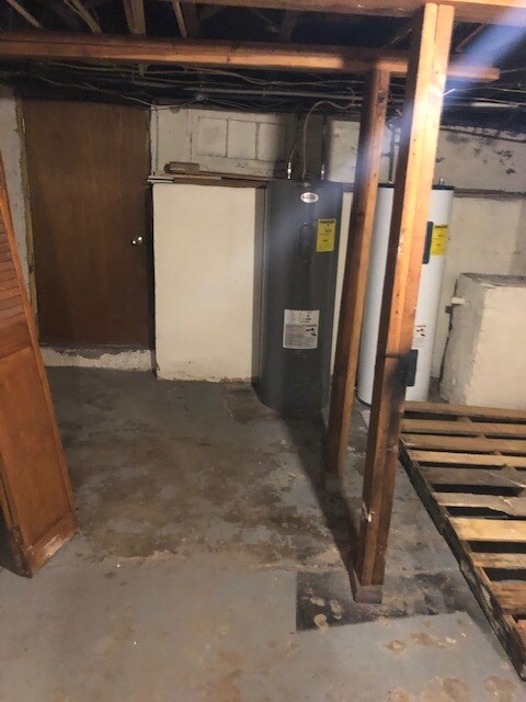 basement - 302 W 5th St