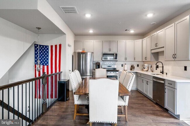 Foto del edificio - 3070 Goshen Dr