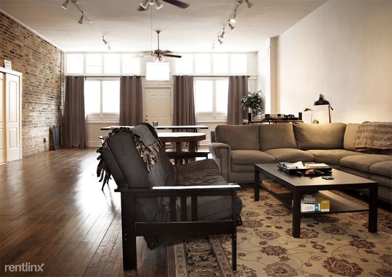 Primary Photo - 2 br, 1 bath House - 2800 w Cermak