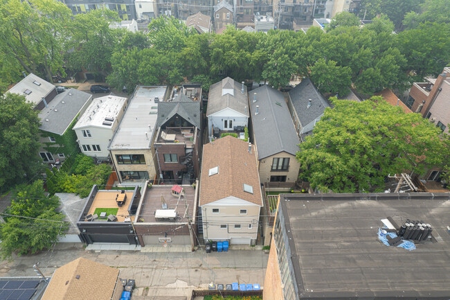 Foto del edificio - 1742 W Crystal St