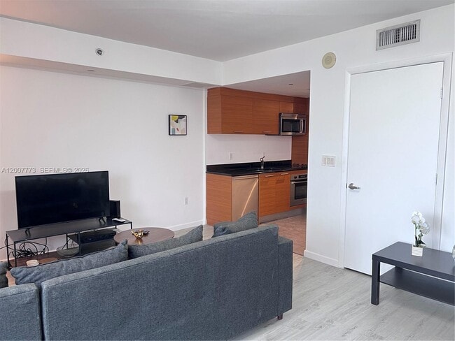 Building Photo - 50 Biscayne Blvd