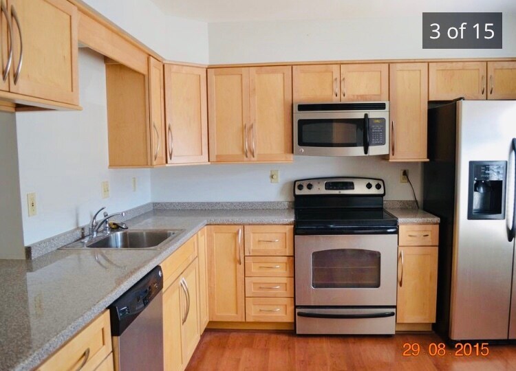 3236 Square, Pittsburgh, PA 15213 Townhome Rentals in Pittsburgh PA