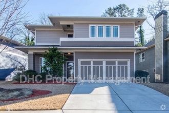 Building Photo - 1765 Stoney Creek Dr SE
