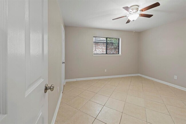 Building Photo - 78 W White Willow Cir