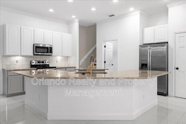 Building Photo - 8113 Lake Crowell Cir