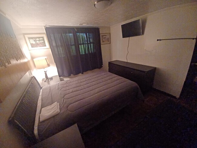 Foto del edificio - 4738 Edwina Ln SW