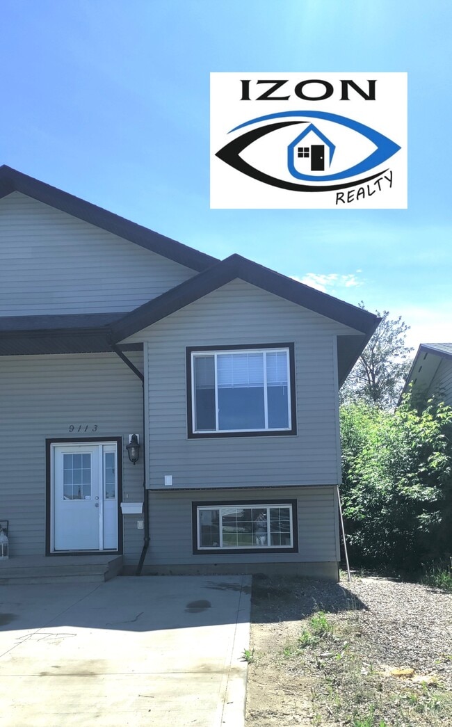 Building Photo - 9113-A-9101 101 Ave