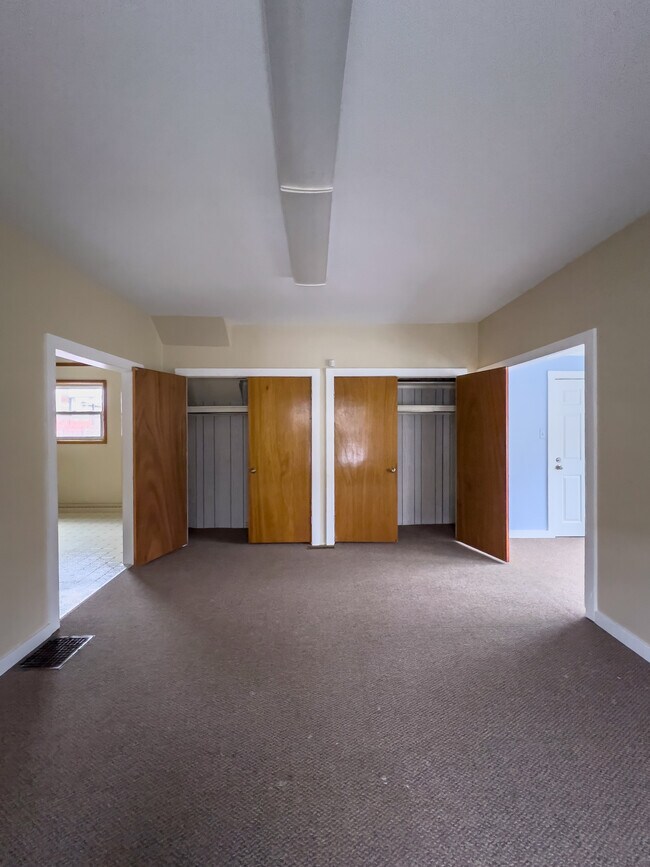 Foto del edificio - 917 Linden Grove Ave