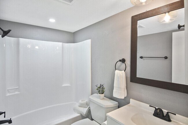 Photo - 8135 Country Rd Apartment