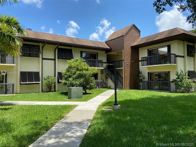 Foto del edificio - 7925 SW 86th St