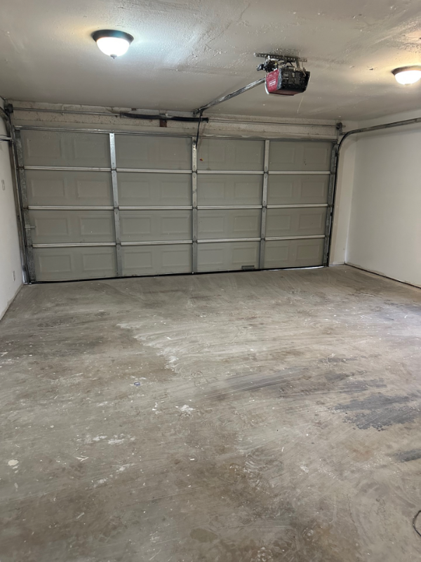 Building Photo - 409 Skyline Cir