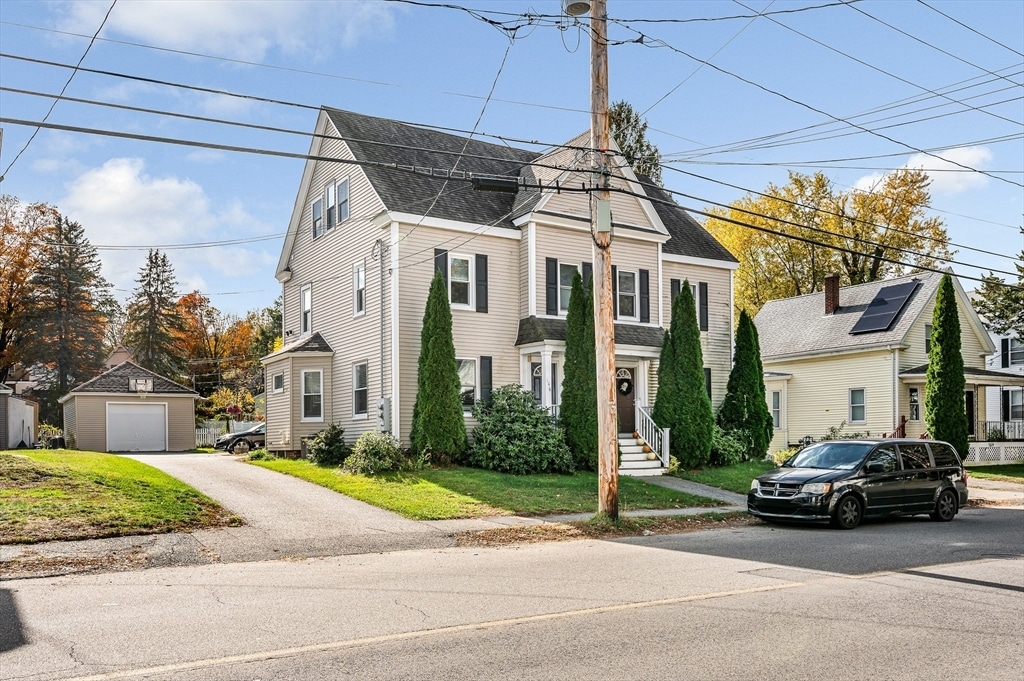 Foto principal - 146 S Pleasant St