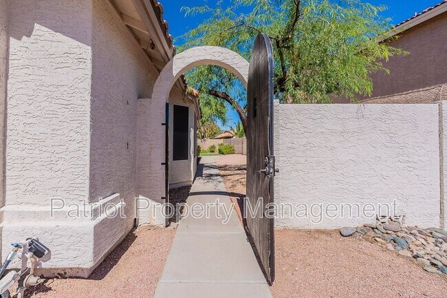 Foto del edificio - 3930 E South Fork Dr