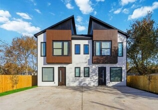 Building Photo - 4429 Aledo St