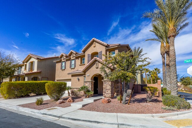 Building Photo - 3 Bedroom Southwest Vegas Beauty