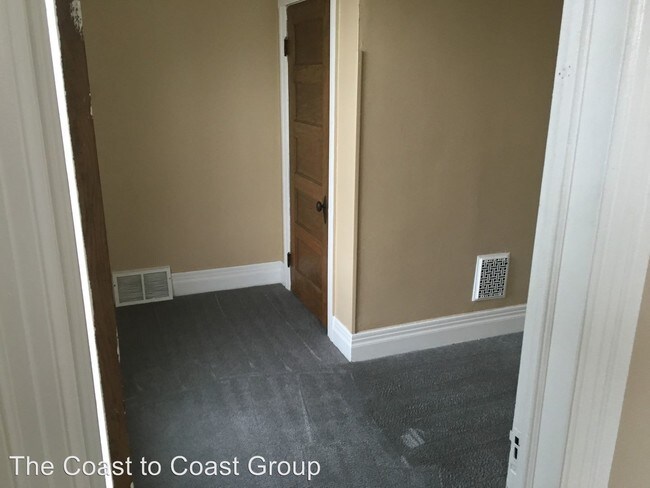Building Photo - 3 br, 1 bath Apartment - 14761 Stephens