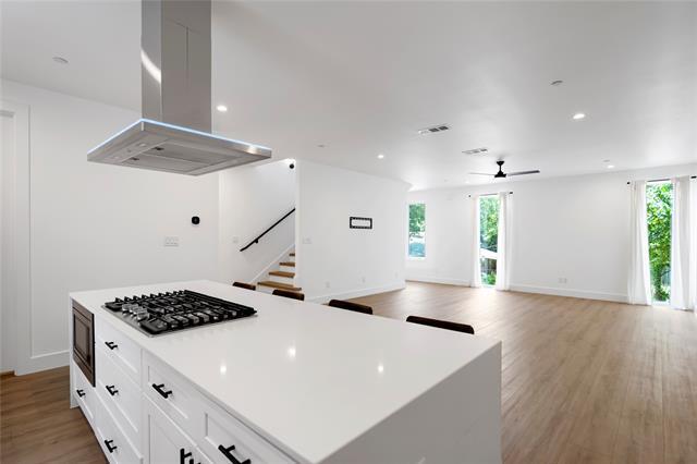 Foto del edificio - 1139 N Madison Ave