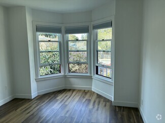 Building Photo - 310 Chestnut St
