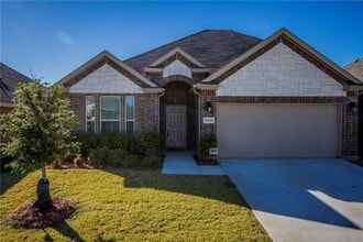 Building Photo - 2412 Michelle Creek Dr