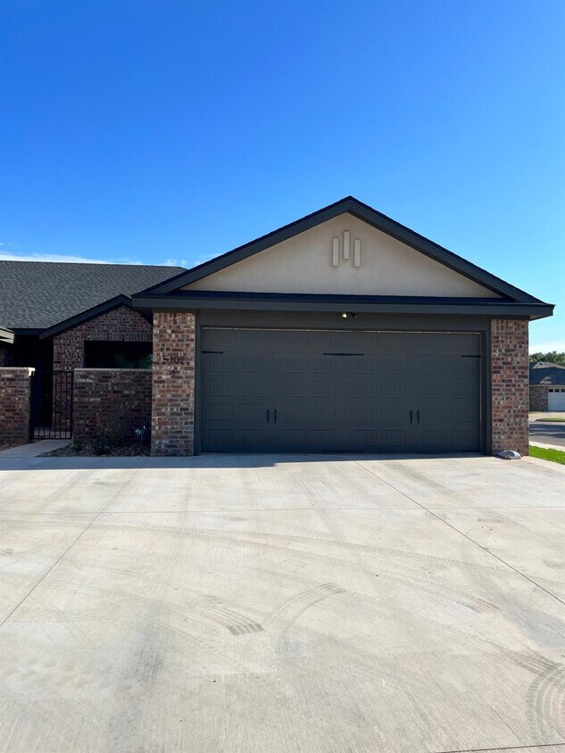 Foto principal - 5102 58th St