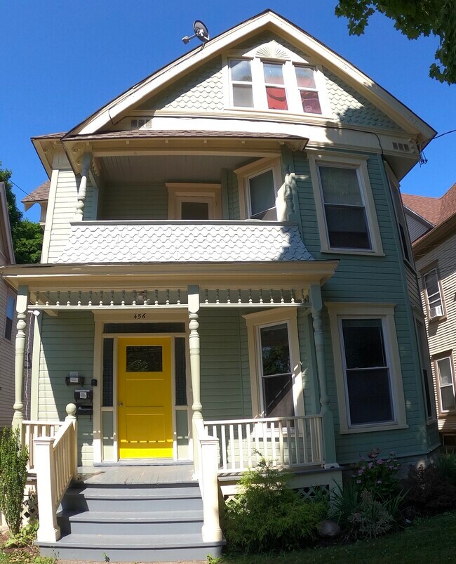 House - 456 Westcott St