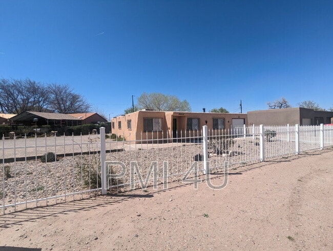 Building Photo - 1801 Corte Adelina SW