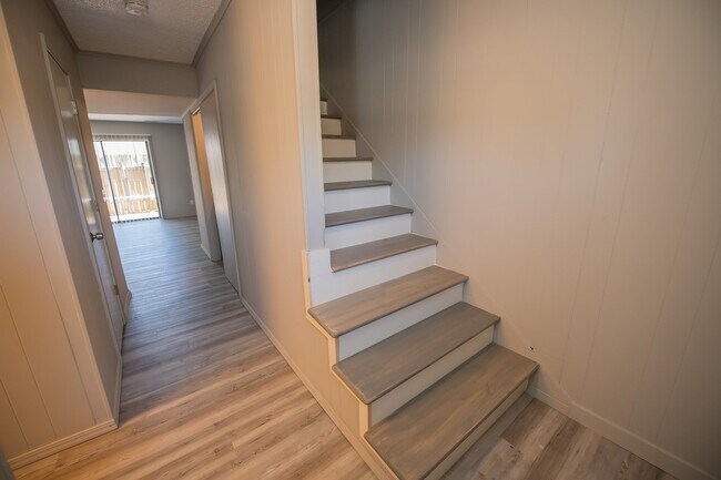 Foto del edificio - 2054 Garland Ave
