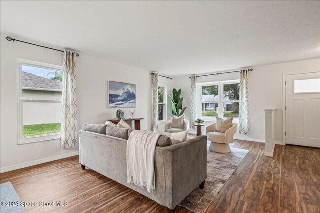 Foto del edificio - 1243 Water Lily Ln