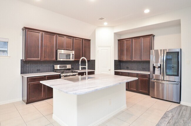 Foto del edificio - 17902 Logans Pine Dr