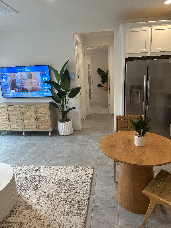 Photo - 9835 W Cheery Lynn Rd Apartment