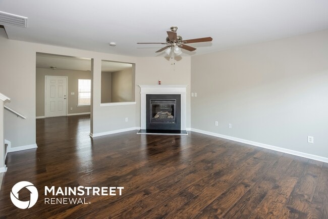 Building Photo - 4046 Houldsworth Dr