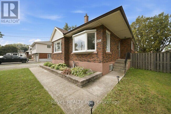 Building Photo - 310 Caledon Ave