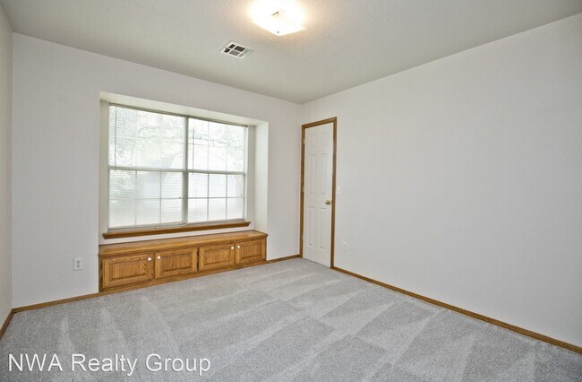 Foto del edificio - 3 br, 2 bath House - 3507 W. Beech Drive