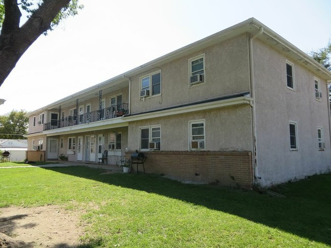 Building Photo - 2511 3rd Ave
