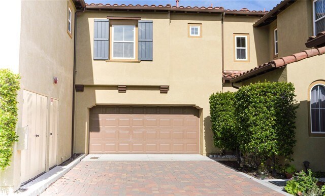 Building Photo - 26 Paseo Vista