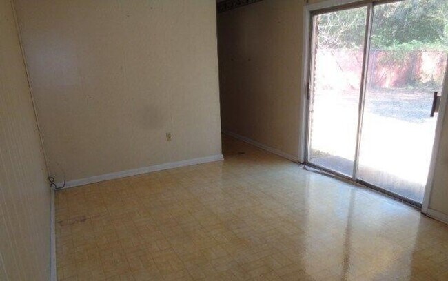 Foto del edificio - 110 Briarwood Dr