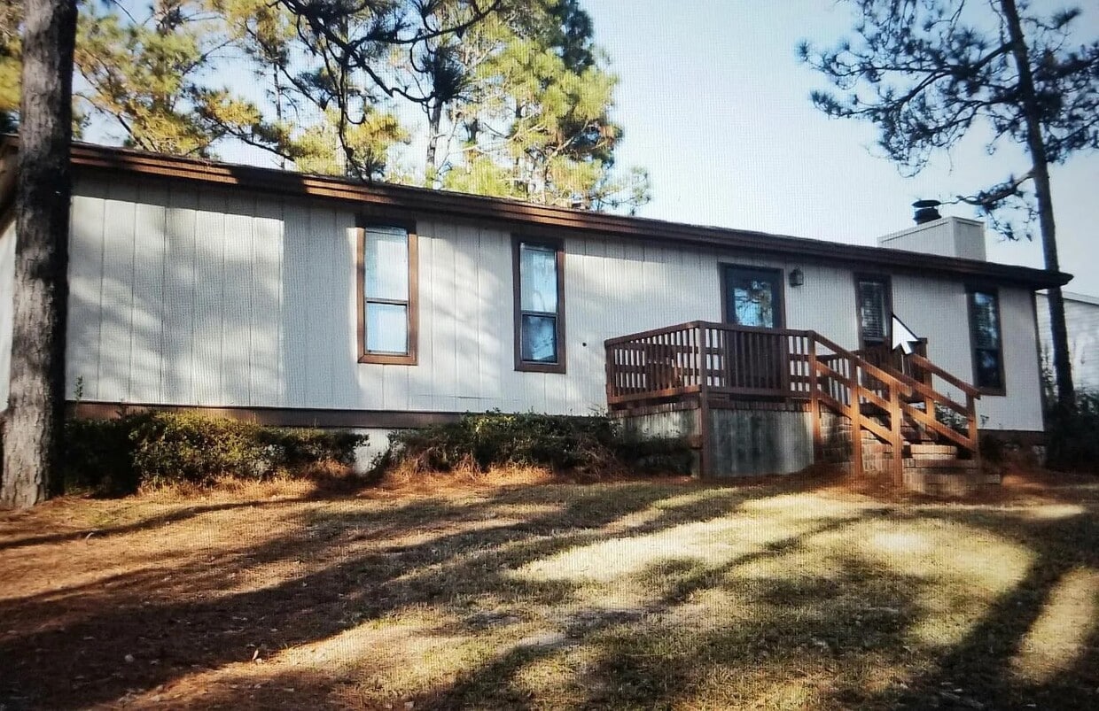 Primary Photo - 2198 Pine Log Rd