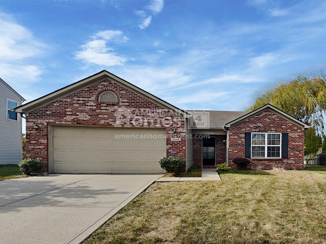 Primary Photo - 1418 Fall Ridge Drive