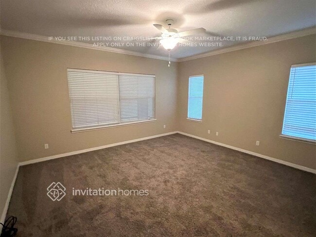 Foto del edificio - 10649 Masters Dr