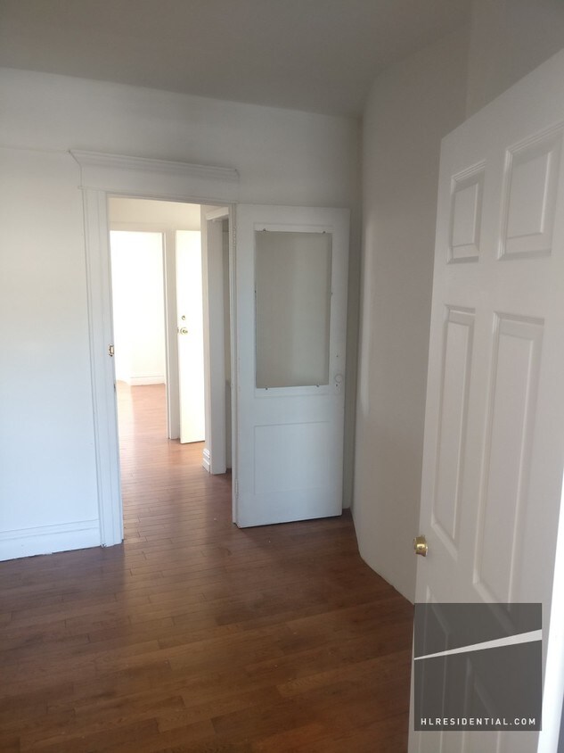 Primary Photo - 3094 43rd St