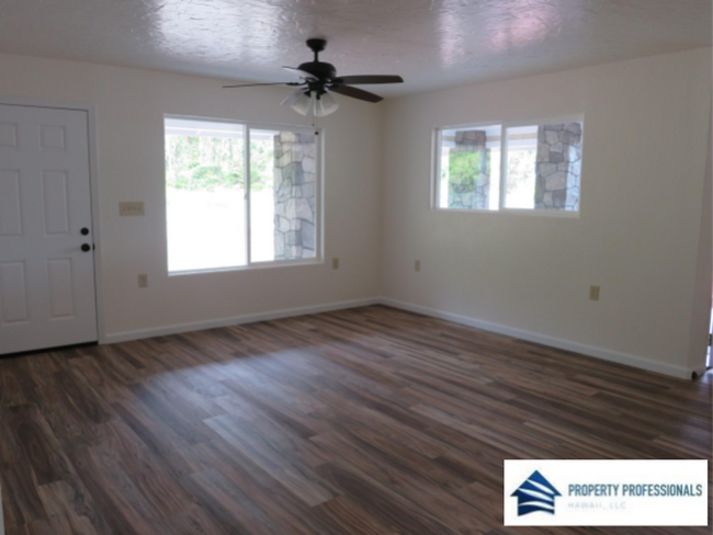 Foto del edificio - Stylish, custom home in Nanawale!