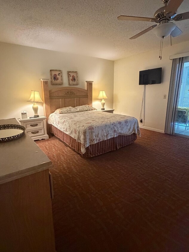 Primary Photo - 3058 Ainslie Dr