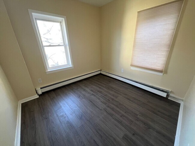 Foto del edificio - 510 W Hanover St